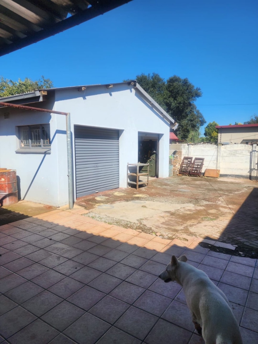 5 Bedroom Property for Sale in Meiringspark North West
